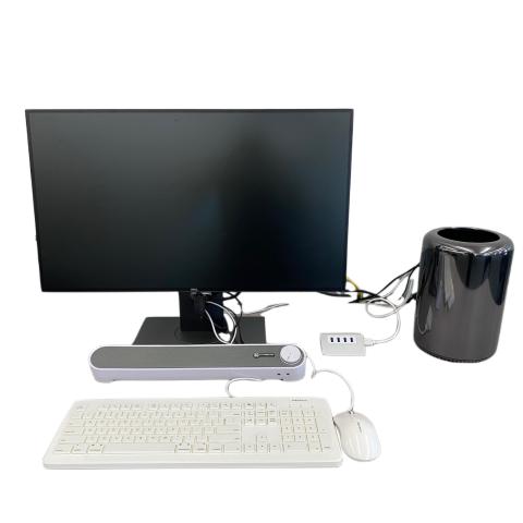 MAC Desktop Computer